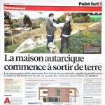 Article de presse: "la maison autarcique sort de terre", 24 heures - 26.10.2015.